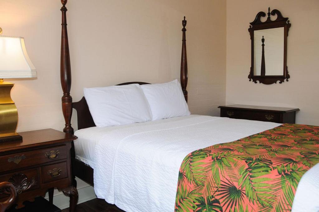 The Porch On Frances Inn - Adults Exclusive Key West Ruang foto