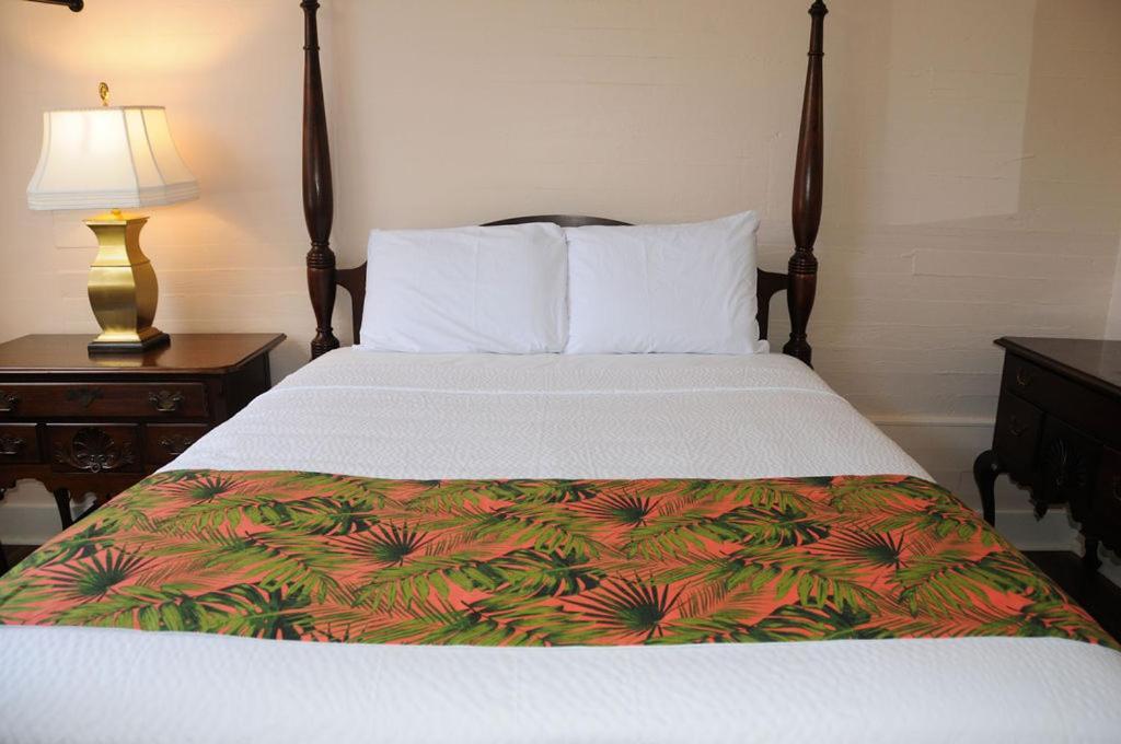 The Porch On Frances Inn - Adults Exclusive Key West Ruang foto