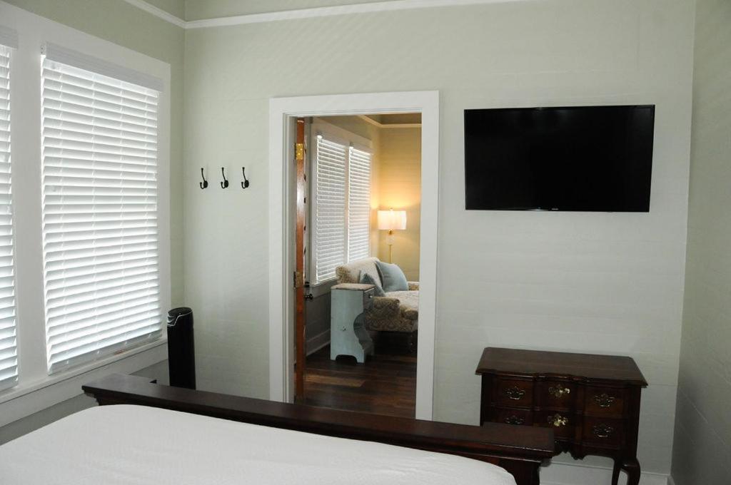 The Porch On Frances Inn - Adults Exclusive Key West Ruang foto