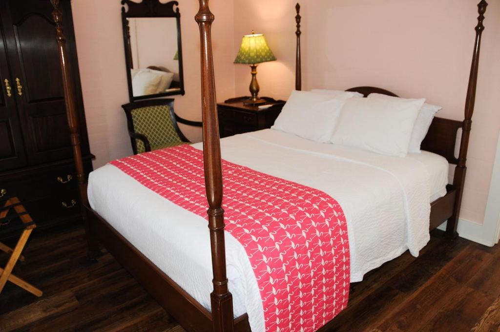 The Porch On Frances Inn - Adults Exclusive Key West Ruang foto