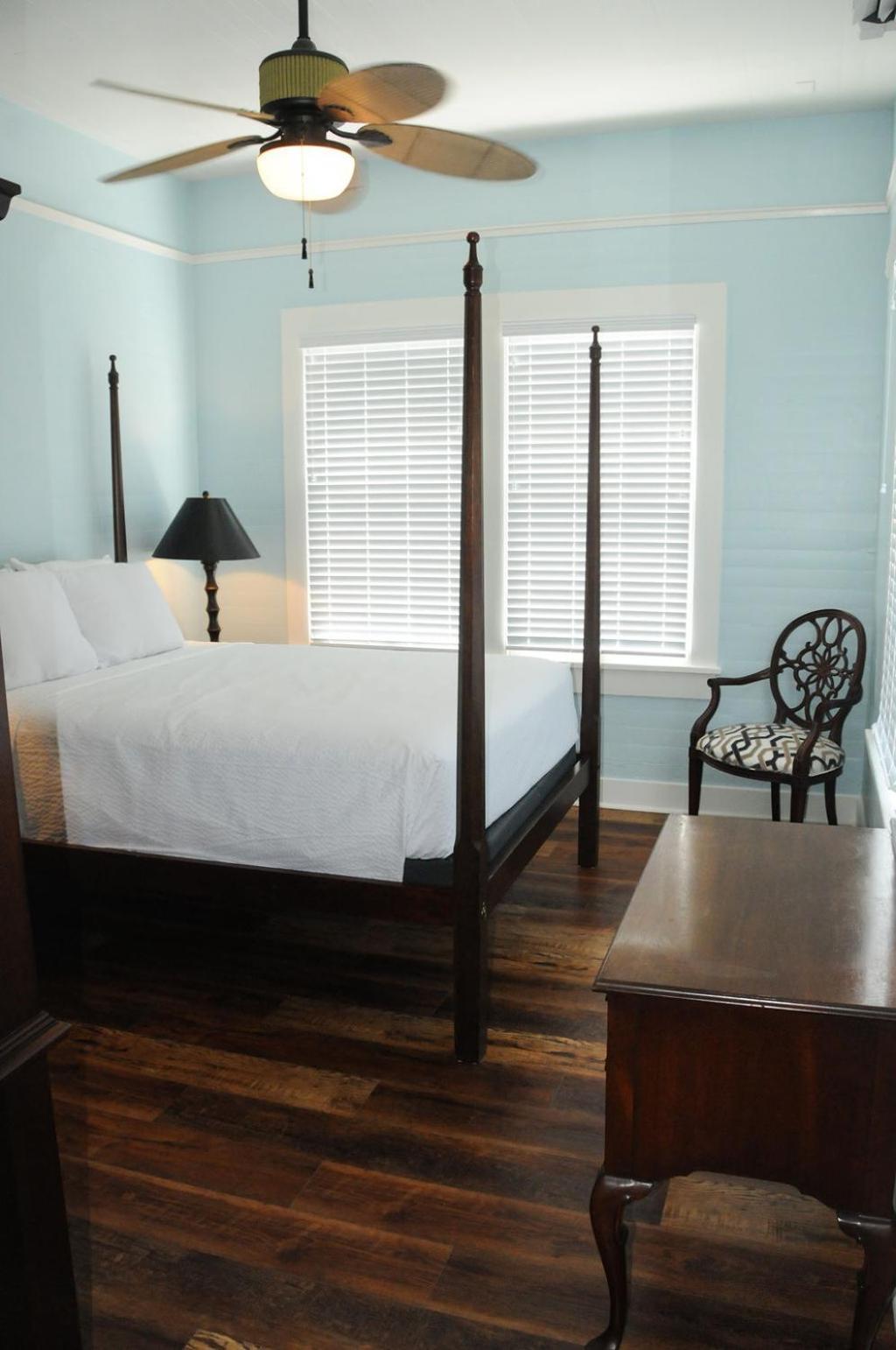 The Porch On Frances Inn - Adults Exclusive Key West Ruang foto